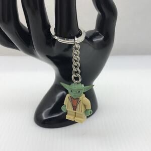 Retro Lego Star Wars Yoda Minifigure Collectible Keychain